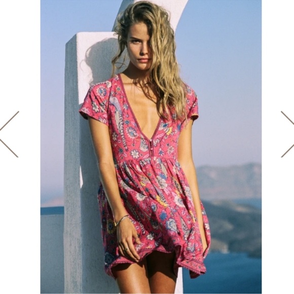 SPELL AND THE GYPSY COLLECTIVE RED
LOVEBIRD DRESS - Picture 2 of 12